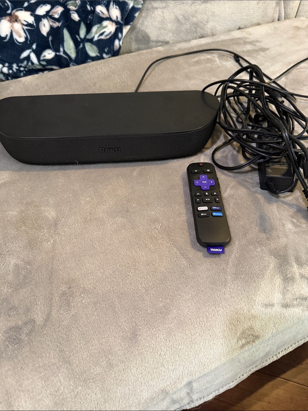 Roku Black Soundbar with Black Remote and Purple Buttons